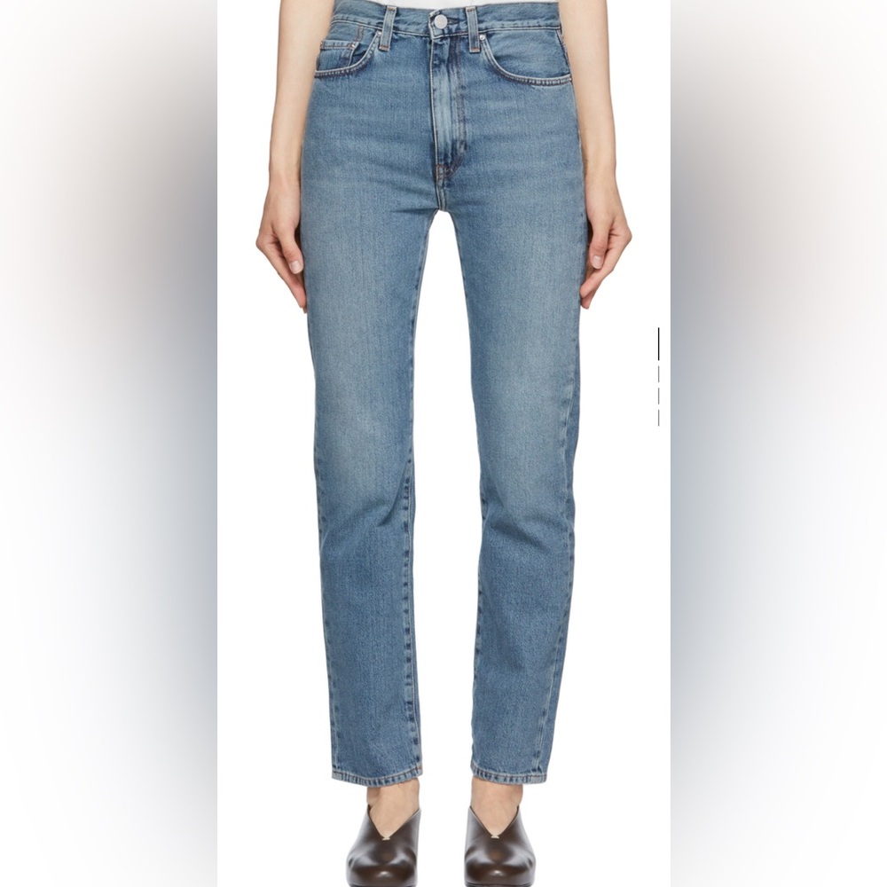 Toteme Straight-Leg Jeans in Medium Blue Wash
